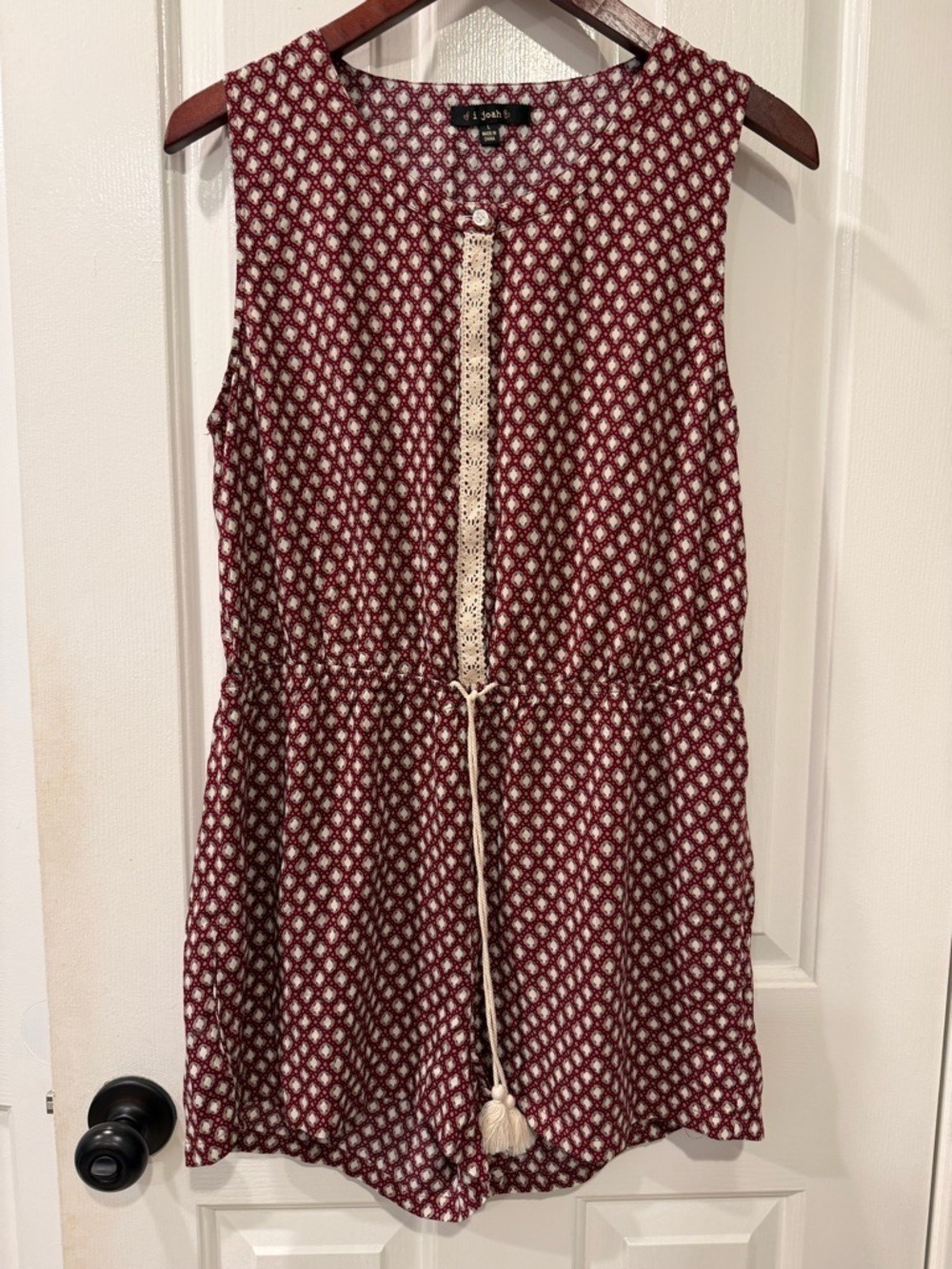 Romper Lightweight with Decorative Lace NEW - Picture 2 of 4